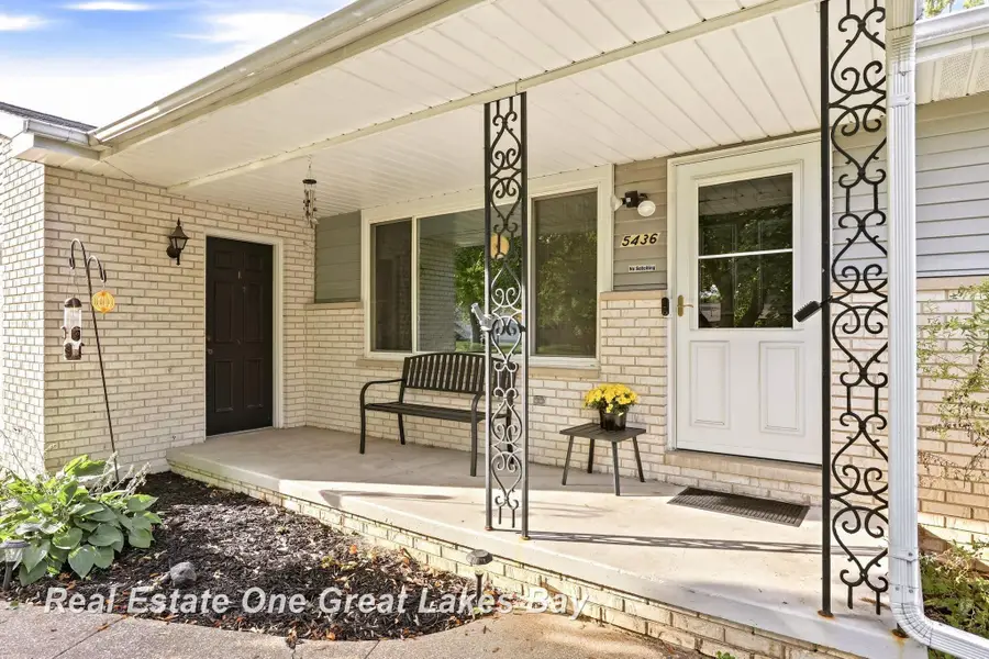 5436 George ST, Saginaw, MI 48603 - #3