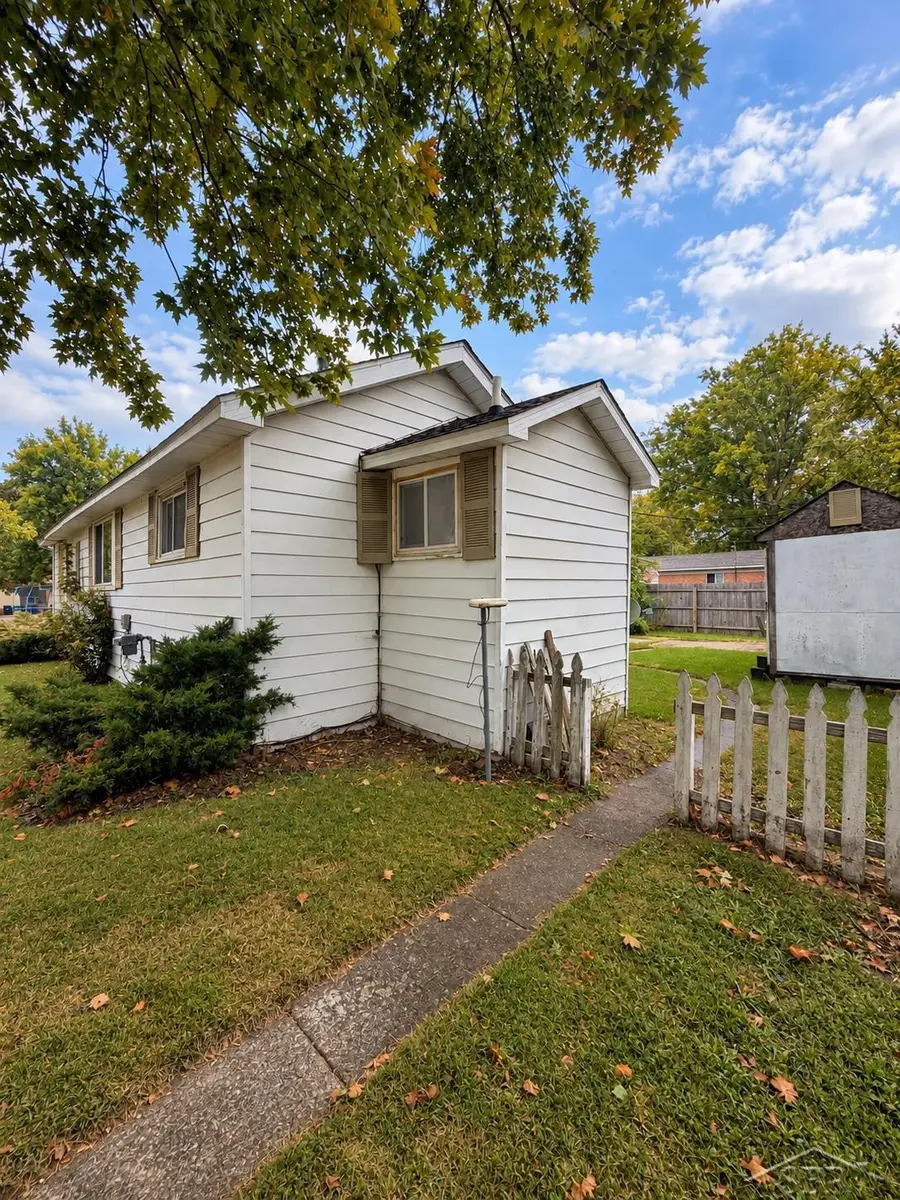 200 18th ST, Bay City, MI 48708 - #3