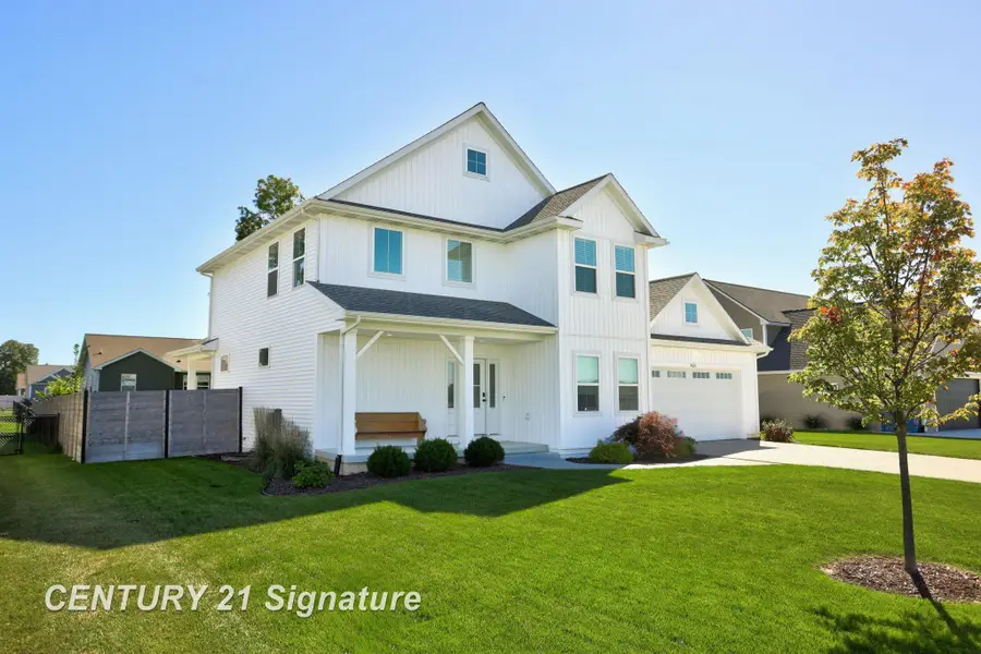 8660 Foxtail TRL, Freeland, MI 48623 - #2