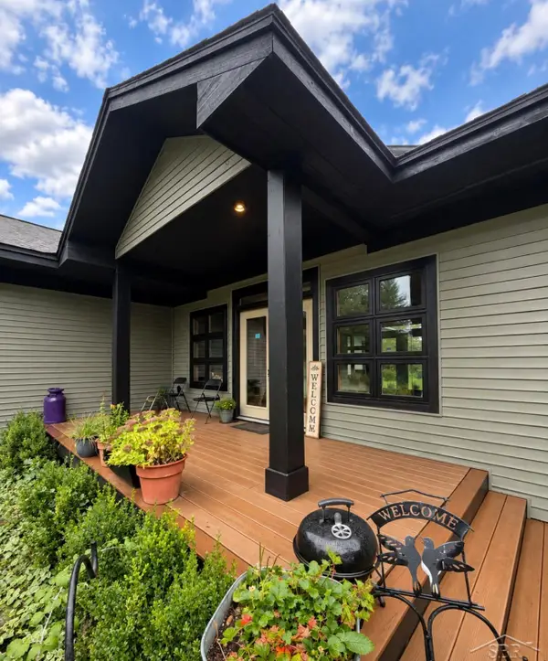 6483 N 144th ST, Walkerville, MI 49459