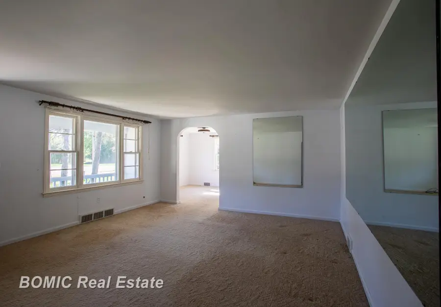 446 Goodrich ST, Vassar, MI 48768 - #3