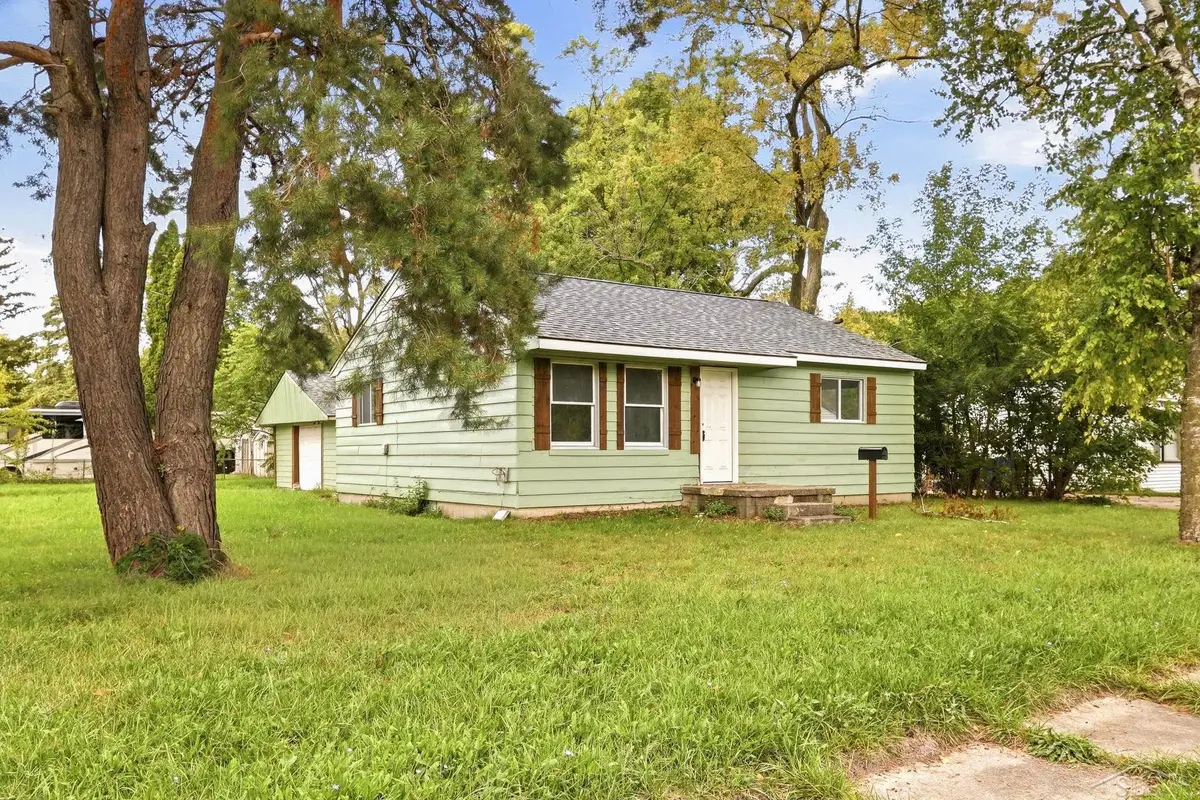 5025 Lodge ST, Saginaw, MI 48601 - #1