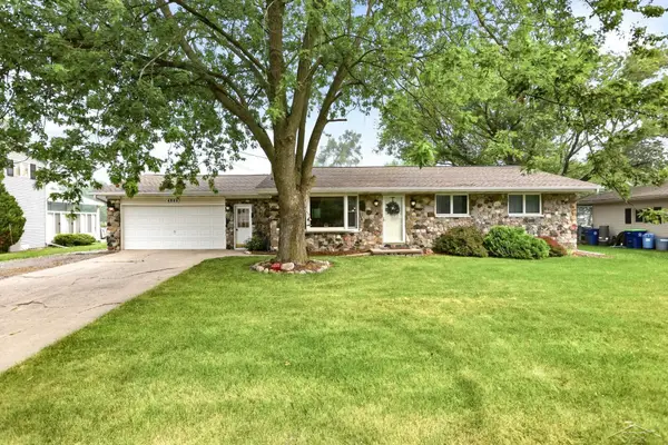 4060 Diceglie CT, Kochville, MI 48604