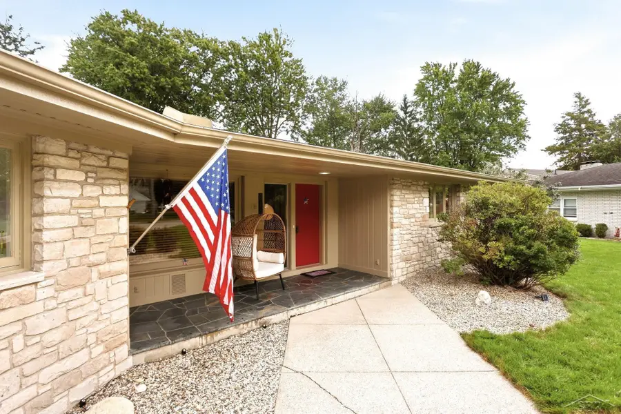 810 Fairway DR, Saginaw, MI 48638 - #3