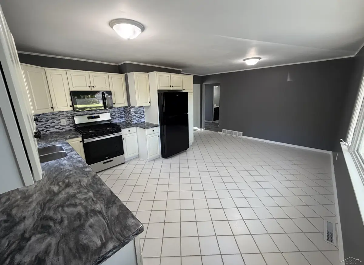 1004 Joseph ST, Bay City, MI 48706 - #1