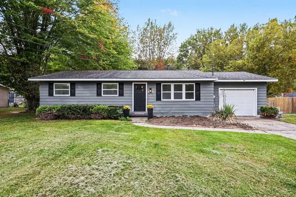 3905 Lauckner LN, Freeland, MI 48623