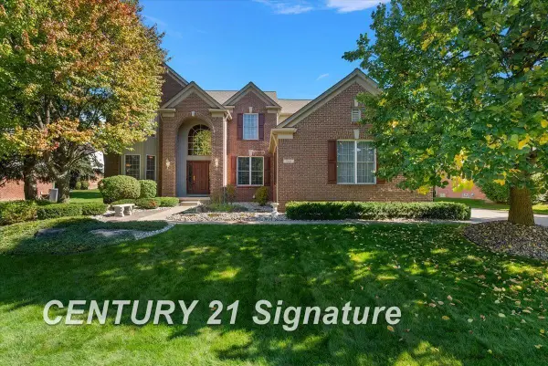 966 Hollow Corners CT, Rochester, MI 48307