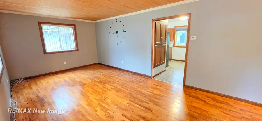 1908 Oxford ST, Saginaw, MI 48602 - #3