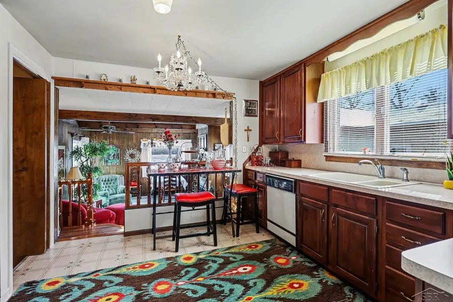 701 Scheurmann ST, Essexville, MI 48732 - #2