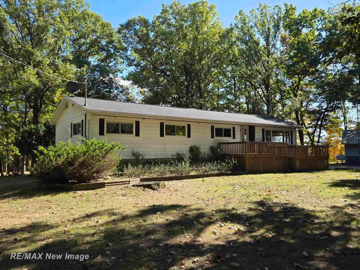 13977 W Burt RD, Chesaning, MI 48616 - #1