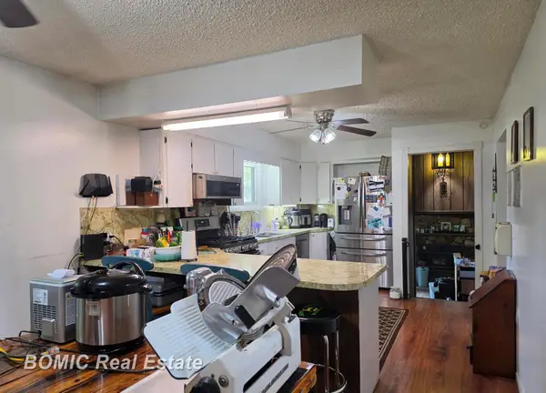 12271 Burt RD, BirchRun, MI 48415