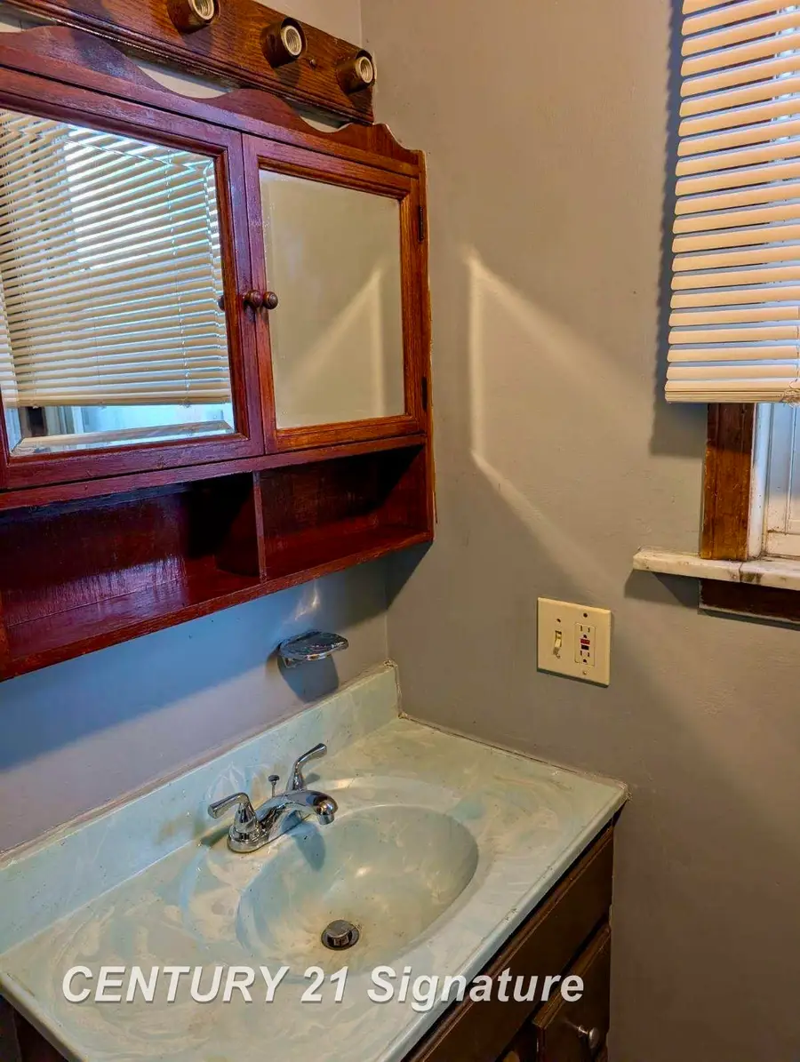 1621 Cooper, Saginaw, MI 48602 - #3
