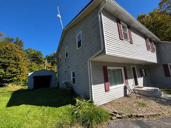 15009 Main ST, Buchanan, MI 49107
