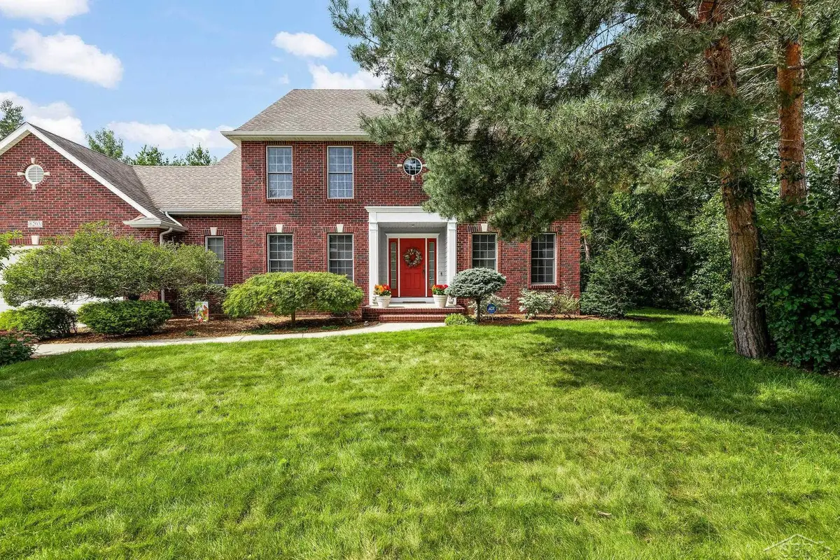 6203 Peachtree CIR, Midland, MI 48642 - #1