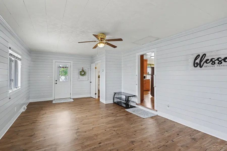 7270 Bradley RD, Saginaw, MI 48601 - #3