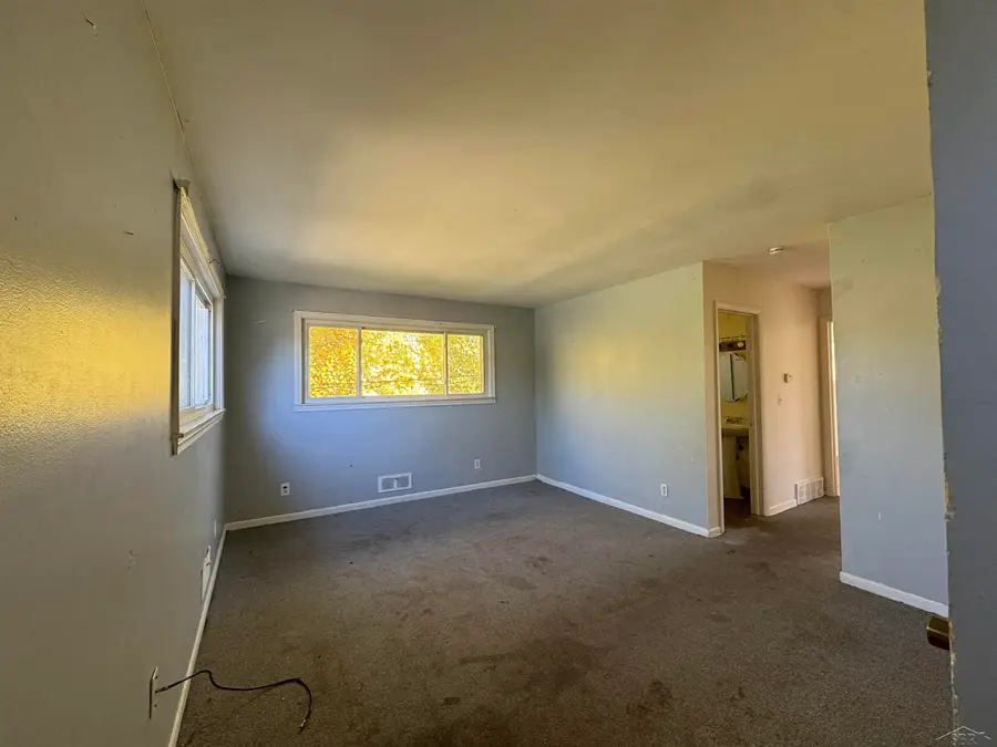 3088 Schaeffer, Saginaw, MI 48604 - #2