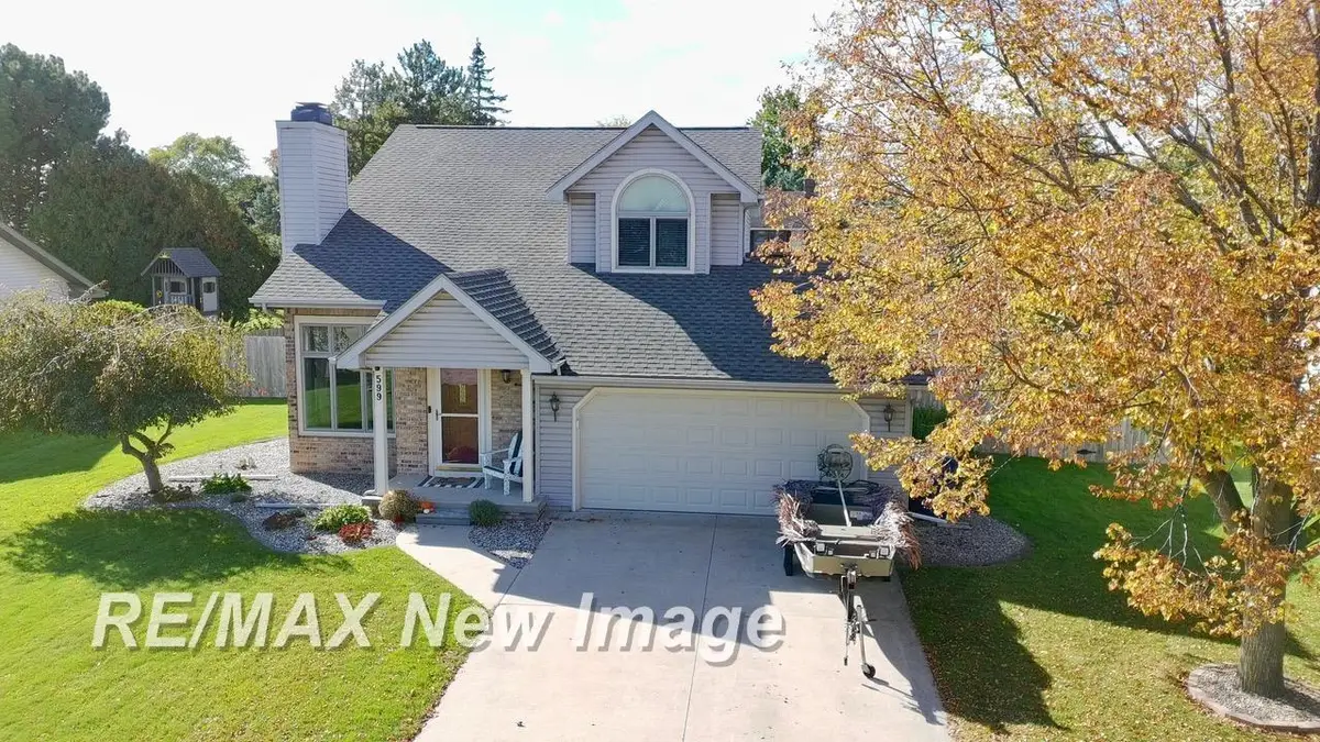 599 Plantation DR, Saginaw, MI 48638 - #1