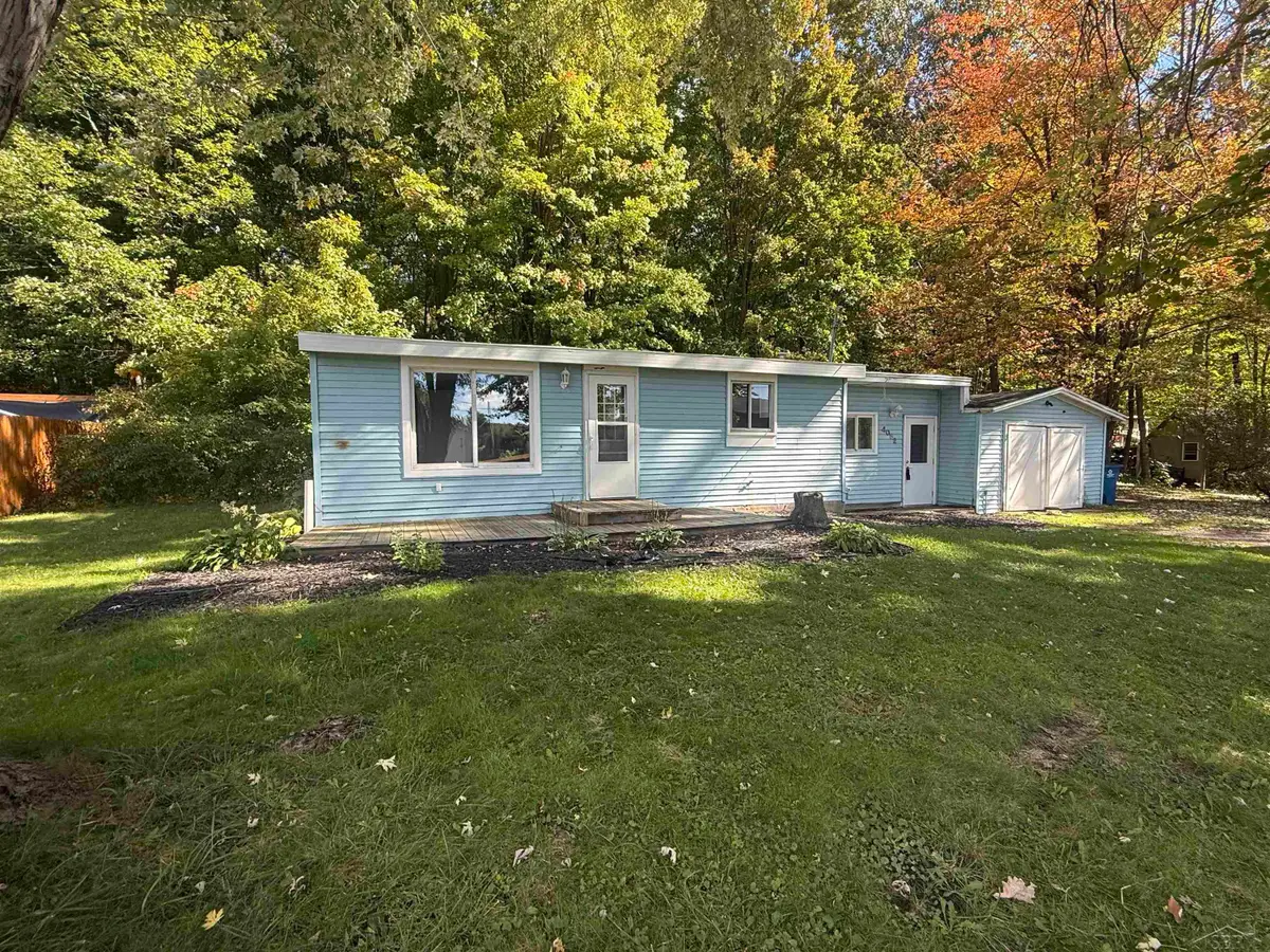 4052 N Water RD, Sanford, MI 48657 - #1