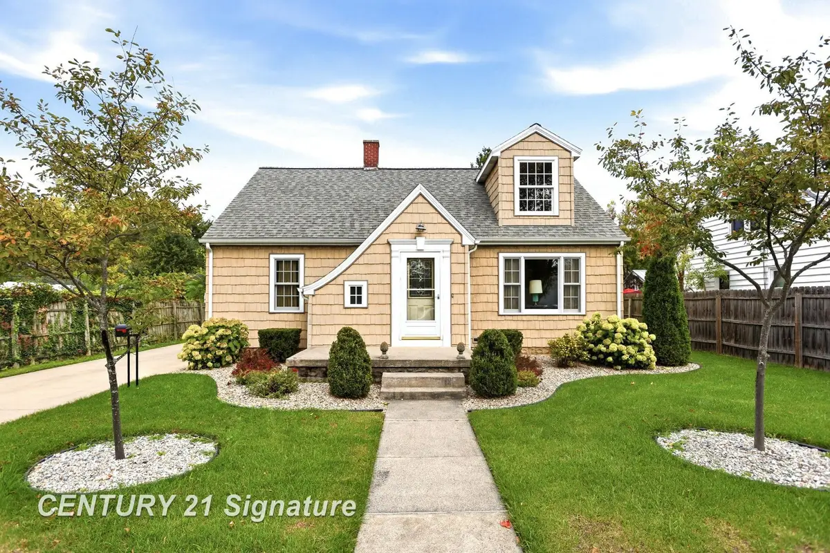 2720 Schemm ST, Saginaw, MI 48602 - #1