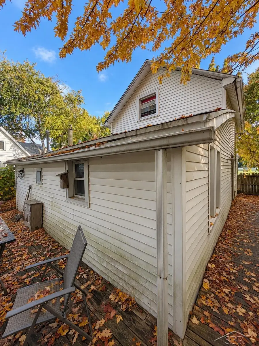 203 E Hart ST, Bay City, MI 48706 - #3