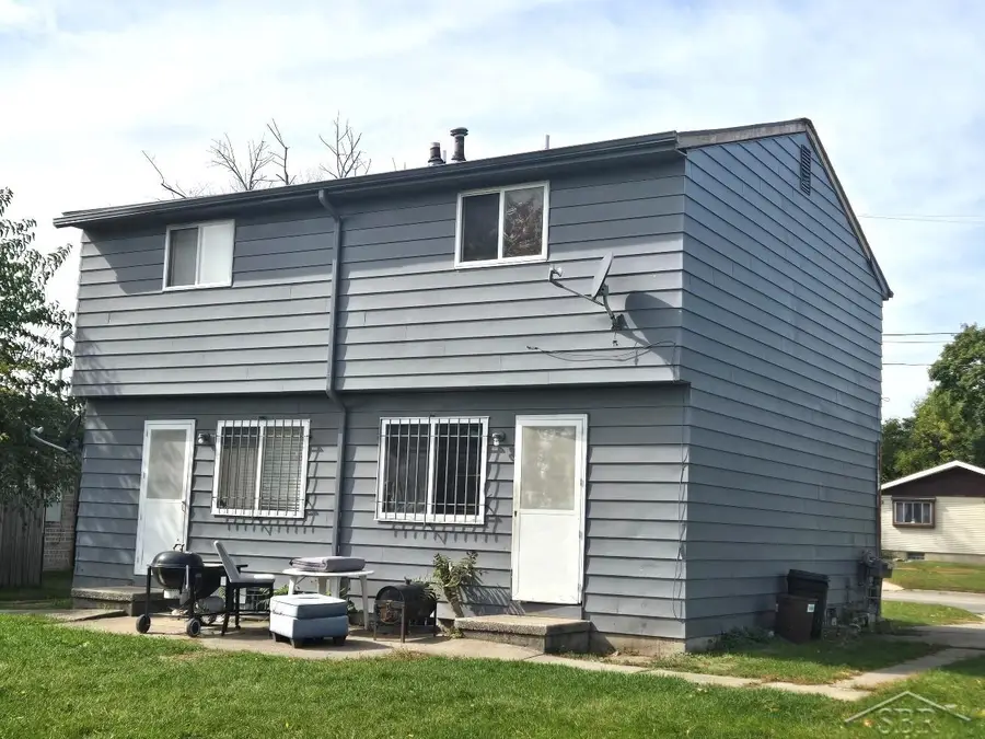 2018/2020 S Washington AVE, Saginaw, MI 48601 - #2
