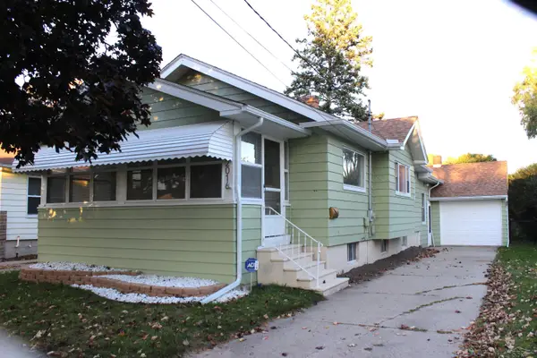 2016 Avon, Saginaw, MI 48602