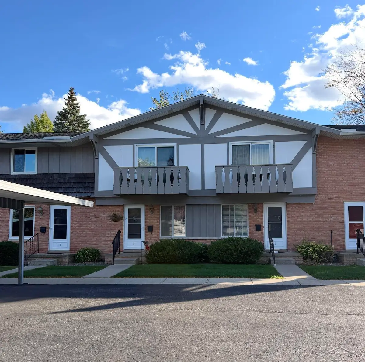 933 W Ardussi ST, Frankenmuth, MI 48734 - #1