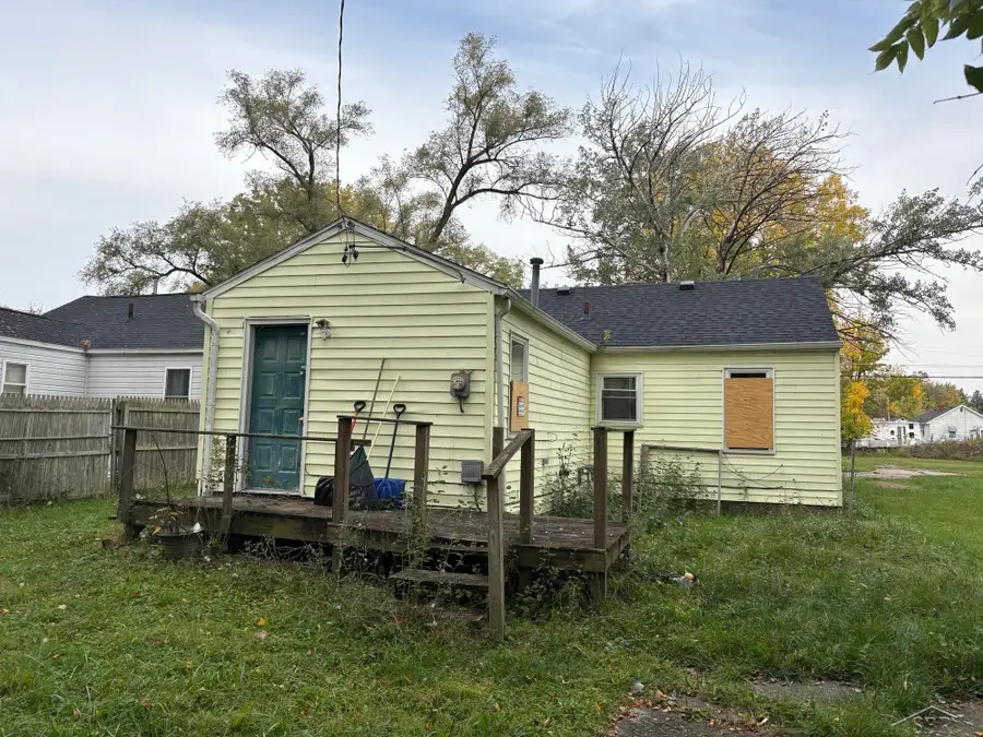 1519 Gilbert DR, Saginaw, MI 48602 - #2