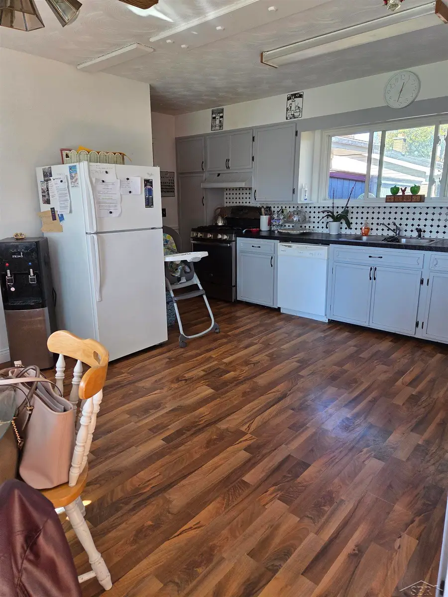 4764 Weiss ST, Saginaw, MI 48603 - #2