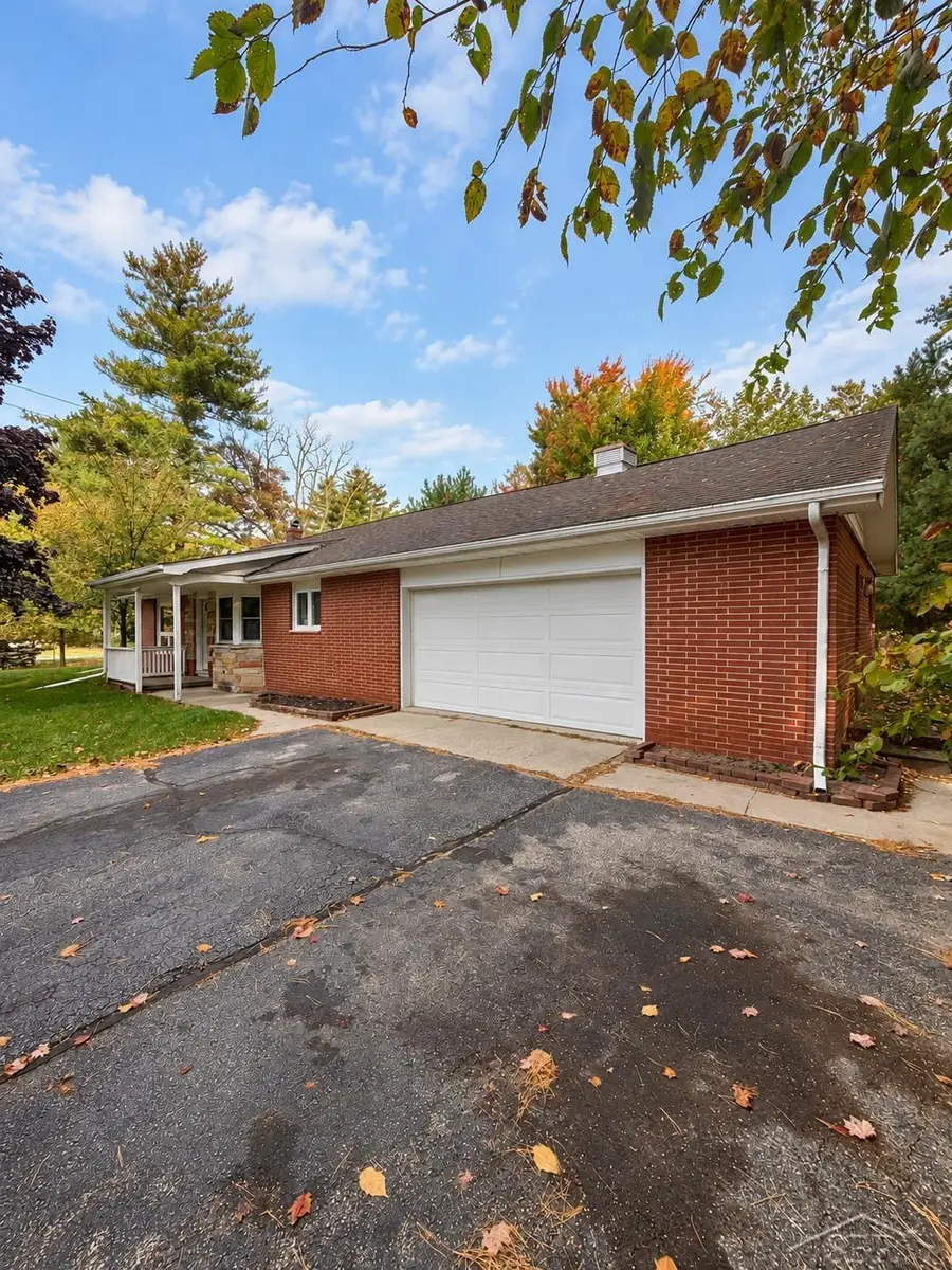 6031 Jade  LN, Bridgeport, MI 48722 - #2