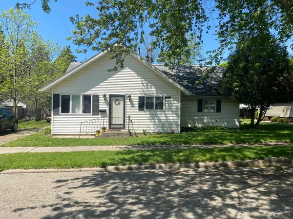 217 S Silver ST, BadAxe, MI 48413