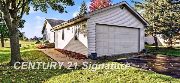 102 Willow Bend NONE, Auburn, MI 48611