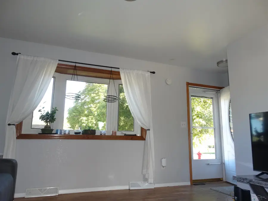 919 Stinson ST, Saginaw, MI 48604 - #3