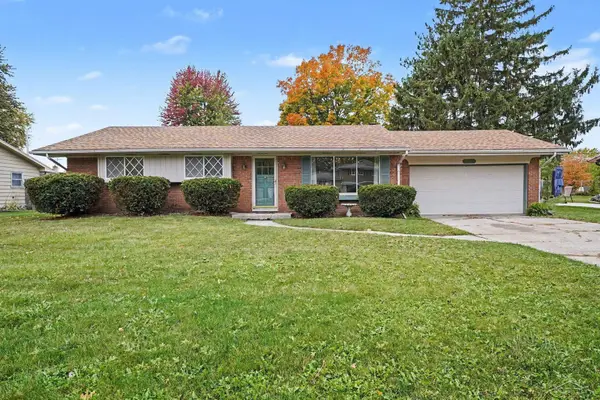 1055 Sauk LN, Saginaw, MI 48638