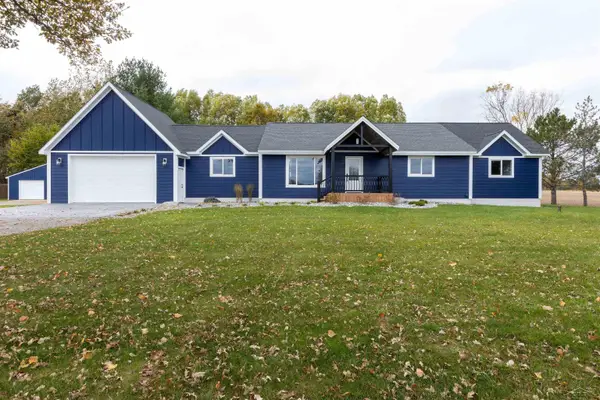 4086 S Schreiber RD, Hemlock, MI 48626