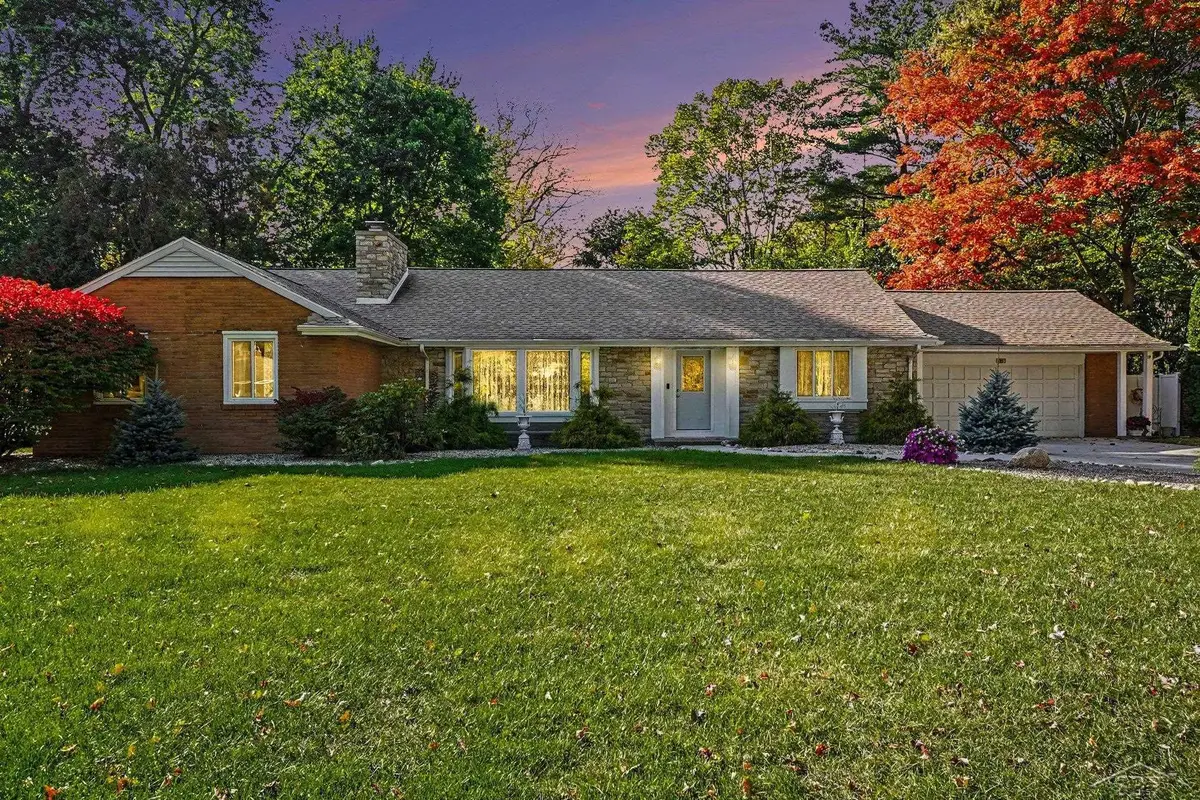 303 Superior ST, Saginaw, MI 48602 - #1