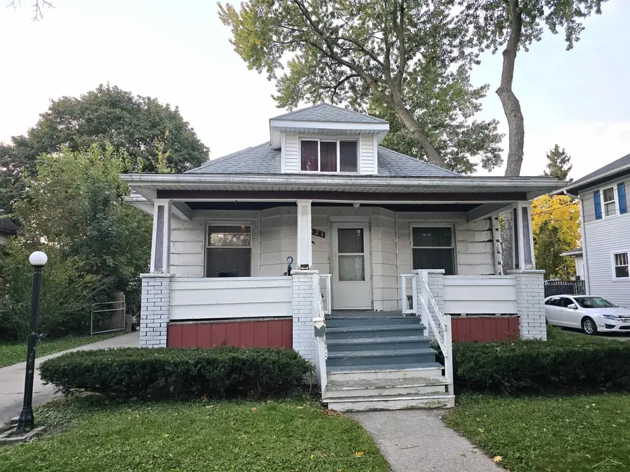 121 S Carolina ST, Saginaw, MI 48602 - #2