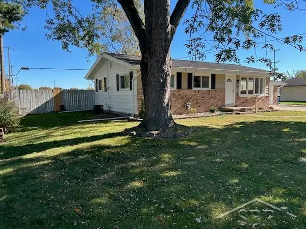 2164 Anderson RD, Saginaw, MI 48603