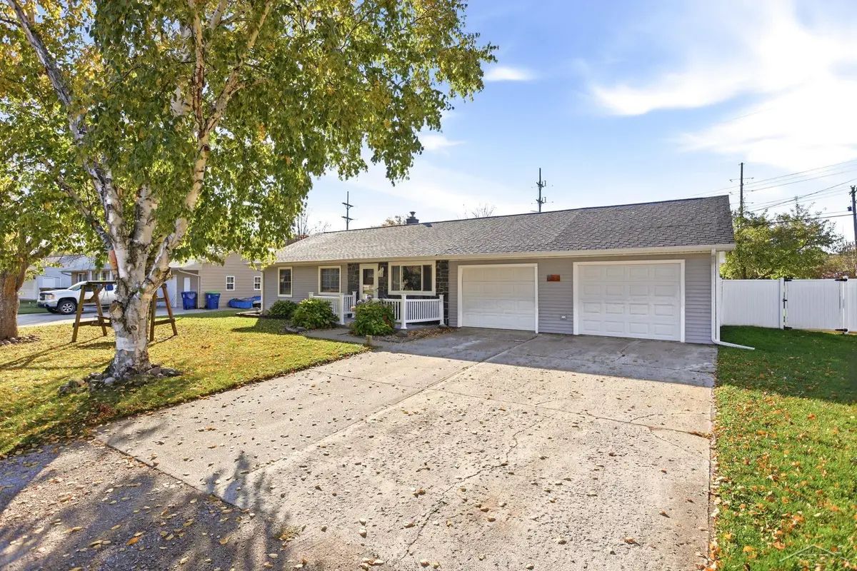 2585 Yellowstone, Saginaw, MI 48603 - #1