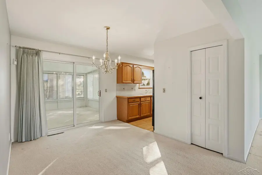 4421 Jasmine DR, Saginaw, MI 48603 - #3