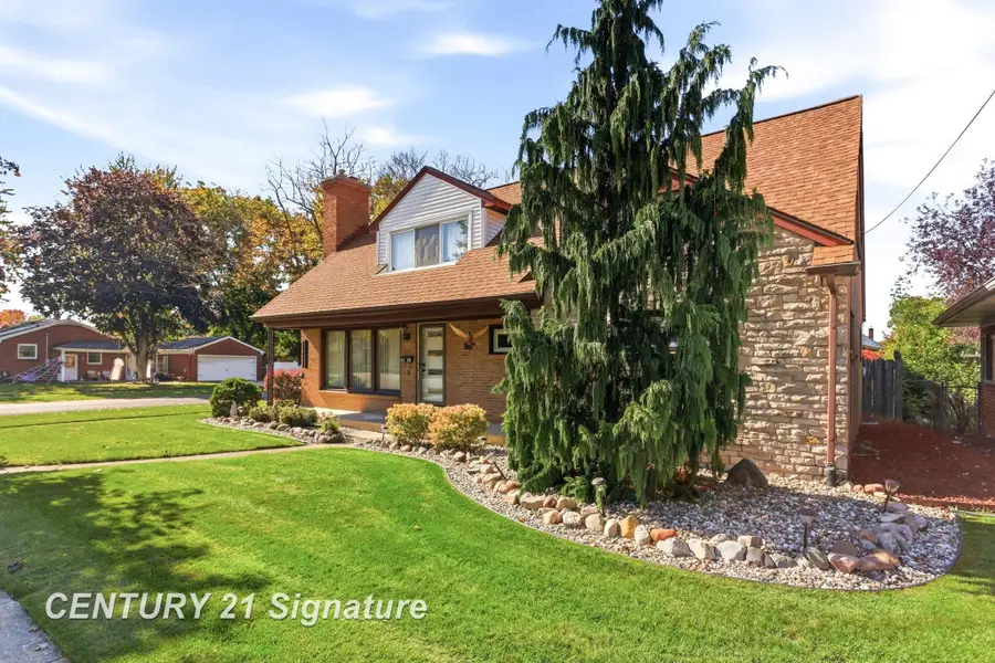 3351 N Michigan AVE, Saginaw, MI 48604 - #2