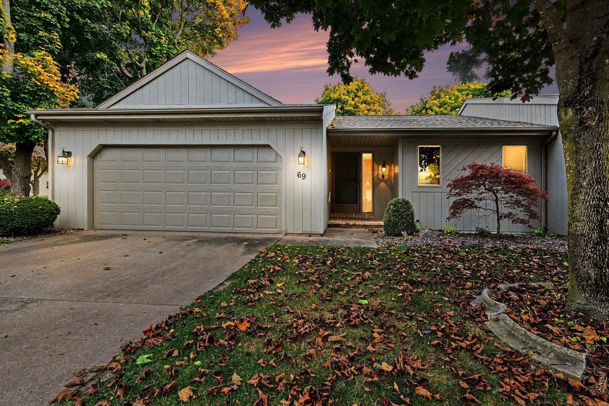 69 Pine Grove DR, Frankenmuth, MI 48415 - #1