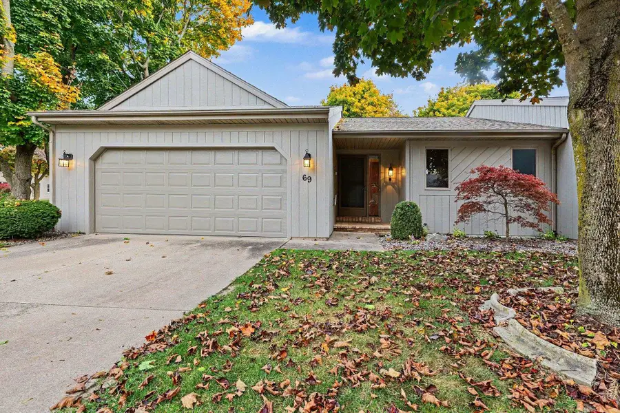 69 Pine Grove DR, Frankenmuth, MI 48415 - #2