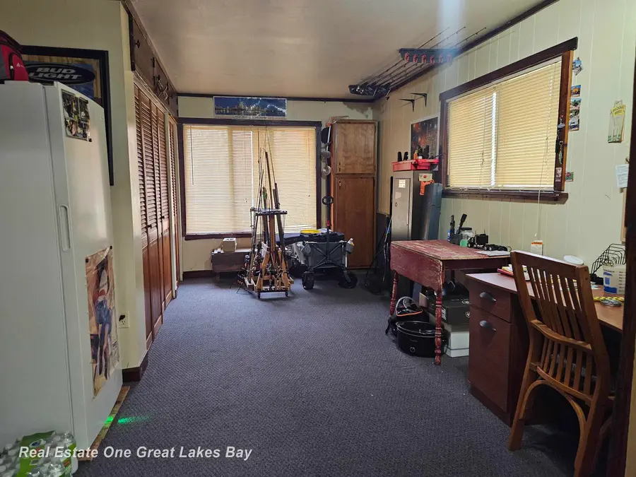 2801 W Birch Run RD, Burt, MI 48417 - #3