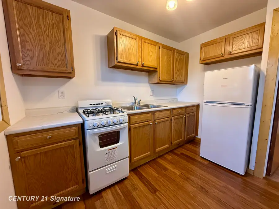 2621 S Niagara ST, Saginaw, MI 48602 - #2