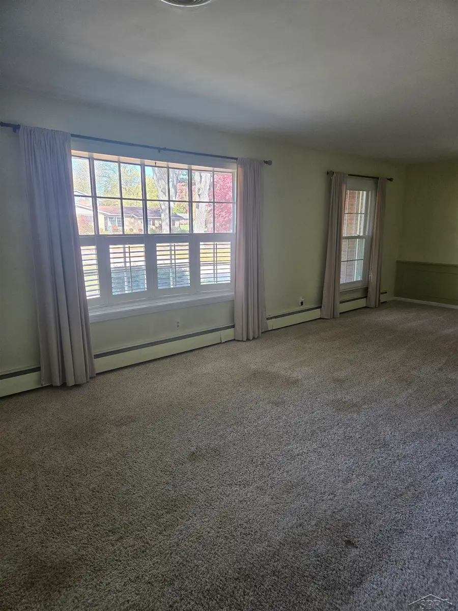 4249 Kirkwood DR, Saginaw, MI 48638 - #3