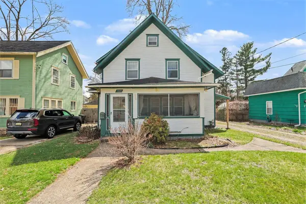 709 Griswold Street, Jackson, MI 49203