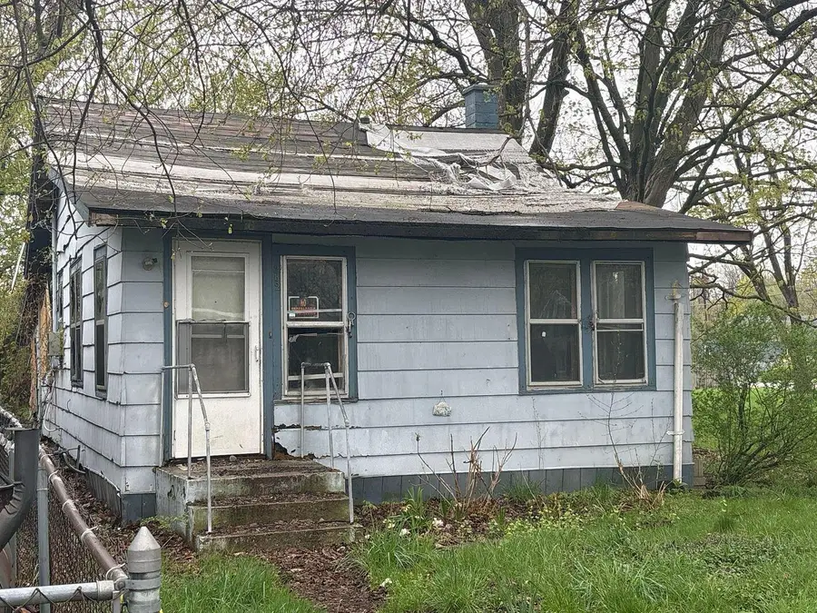 282 Chestnut Street, Benton Heights, MI 49022 - #3