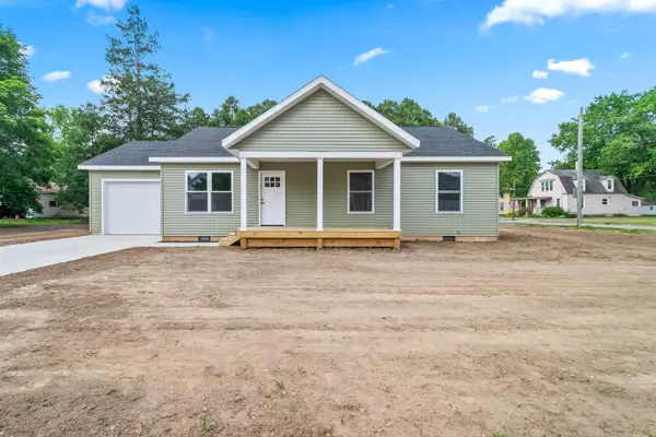 203 Pelton Avenue, Coldwater, MI 49036