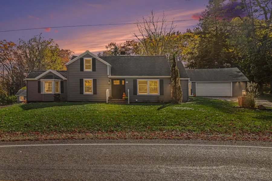 2465 W Kimmel Road, Jackson, MI 49201 - #2